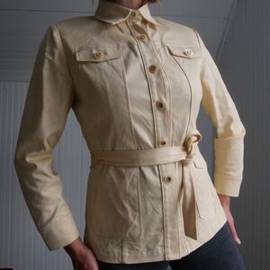 Gorgeous y2k St. John Sport Ivory Jacket